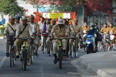 Wali Kota Jogja dan Komunitas Pesepeda Menapaktilasi Jejak Perang Kemerdekaan
