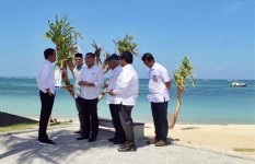 Jokowi Janji Pertahankan Jaminan Hari Tua, THR dan Gaji Ke-13 untuk ASN