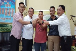 Pemukulan Jurnalis oleh Suporter Persis Solo di Derby Mataram Berakhir Damai