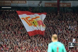 Protes Tim Kaya, Suporter Union Berlin Gelar Aksi Diam di Stadion