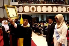 Gantikan Irza, Orangtua Korban Kecelakaan Maut di Puskesmas Mojosongo Boyolali Hadiri Wisuda