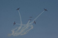 JOGJA AIR SHOW: Gagal Mendarat, Penerjun Payung Tercebur ke Sungai Opak