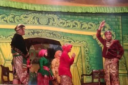 Spesial, Ganjar Pranowo Main Ketoprak di Wonogiri