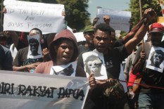 Ketua MPR: Rebut Hati Masyarakat Papua