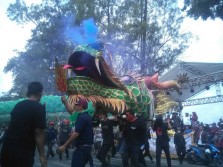Iring-iringan Naga 250 Meter Hibur Warga Kulonprogo