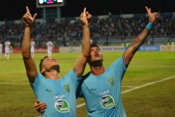 Liga 1: Persela Gasak Favorit Juara 6-1
