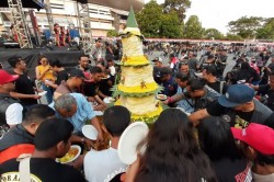 Anak Motor Antik Diberi Pemahaman tentang Tertib Berkendara