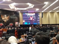 Pin Emas Anggota DPRD DKI dari PSI Diganti dengan Kuningan