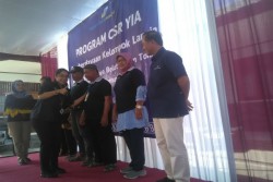 100 Lansia Warga Terdampak Bandara Kulonprogo Diajari Budi Daya Belut