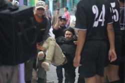 Bentrok Suporter Persik & PSIM: Ratusan Orang Terluka, Puluhan Kendaraan Dirusak 
