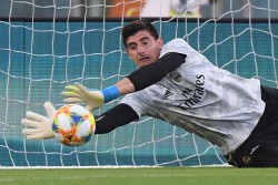 Terus Kebobolan di 11 Laga, Thibaut Courtois Jadi Titik Lemah Madrid