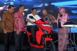 Biar Bisa Diproduksi Industri, Stasiun Pengusuan Daya Mobil Listrik Akan Distandarisasi