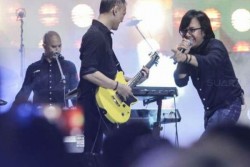 Once Mekel dan Tyos Nugros Bakal Meriahkan Konser Reuni Dewa 19