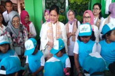 Kedatangan Iriana dan Mufidah di Solo Disambut Tarian Penguin