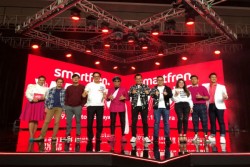 Smartfren WOW Konser Hadirkan Artis Nasional hingga Mancanegara