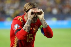 Sergia Ramos Dikartu Kuning karena Wasit Salah Paham
