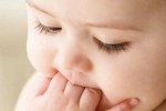 Tak Hanya Orang Dewasa, Bayi juga Bisa Mengalami Kerontokan Rambut