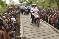 Jokowi Akan Bangun Istana Kepresidenan di Papua