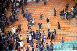 Bus Persib Diserang, Tira-Kabo Minta Maaf