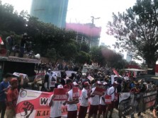 Himpunan Aktivis Milenial Indonesia Desak Trio Komisioner KPK Mundur