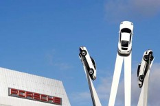 Mobil Mewah Tunggak Pajak hingga Rp48,6 Miliar