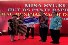 PaninBank Serahkan Mobil Layanan Home Care