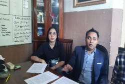 Xena Xenita Bantah Disebut Pelakor