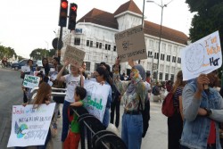 Perubahan Iklim Bikin Bumi Rusak, Aktivis Lingkungan Sindir Jogja yang Dijejali Hotel & Apartemen