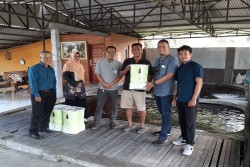 Petani Ikan di Berbah Difasilitasi Teknologi Pakan Otomatis