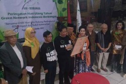 Merawat Bumi Harus Dilakukan Dengan Jujur Tanpa Kecurangan