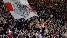 Sengit, Ajax Dipaksa Bermain Imbang oleh PSV 