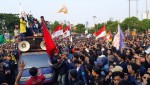 Foto-Foto Demonstrasi Ribuan Mahasiswa di Depan Gedung DPR