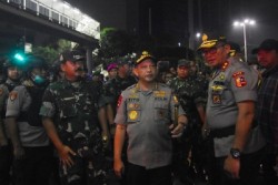 Panglima TNI dan Kapolri Tinjau Titik Kerusuhan Slipi