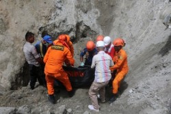 23 Orang Meninggal dan Ratusan Luka Akibat Gempa Ambon