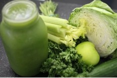 Minum Jus Seledri Bisa Turunkan Berat Badan 
