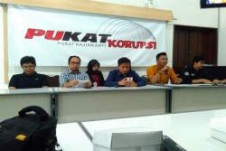 Akademisi dan BEM UGM Desak Presiden Keluarkan Perppu Pengganti UU KPK