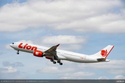 Fasilitasi Umrah, Lion Air Buka Penerbangan dari 11 Kota di Indonesia ke Arab Saudi