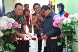 Indomaret Salurkan Bantuan Renovasi Sekolah
