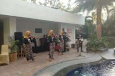 KJ Hotel Ajak Masyarakat Cintai Batik