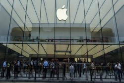 Pria Asal Rusia Tuduh Apple Jadi Penyebab Dirinya Homoseks