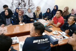Mahasiswa Bestari UMM Belajar Jurnalistik di Harian Jogja