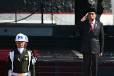 Dibandingkan dengan SBY, Jokowi Dinilai Tengah Memanjakan TNI
