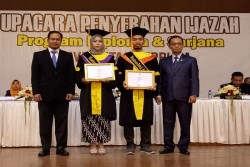 Universitas Terbuka Jogja Mewisuda 765 Wisudawan