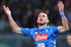Gara-Gara James, Napoli Enggan Lepas Fabian Ruiz ke Madrid