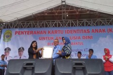 Bagikan Belasan Ribu KIA Secara Serempak, Pemkab Bantul Terima Penghargaan Muri