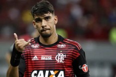 PSG Incar Gelandang Serang Milan