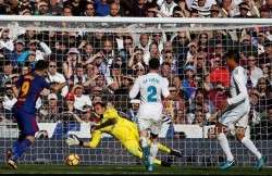 Catalunya Belum Stabil, El Clasico Akhirnya Ditunda