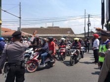 Hendak ke Jogja, Ratusan Suporter Persis Solo Dicegat di Klaten