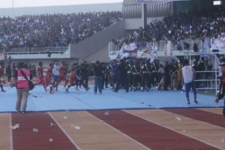 Ricuh Derbi Mataram: Dievakuasi ke Hotel, Skuat Persis Tunggu Instruksi Polda DIY