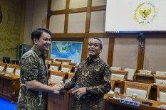 Pimpinan DPR Sebut Komjen Idham Aziz Berkompeten Gantikan Tito